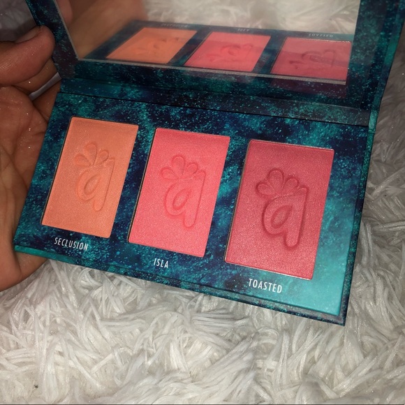 Alamar Blush Trio
